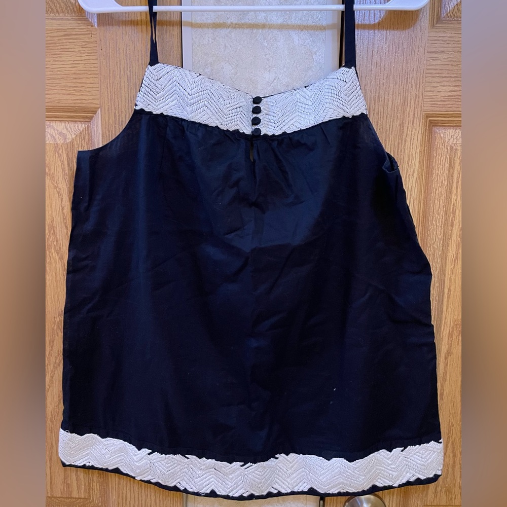 Blue Gap Spaghetti Strap Flare Shirt. Size L. Like New. White Trim. Trendy.